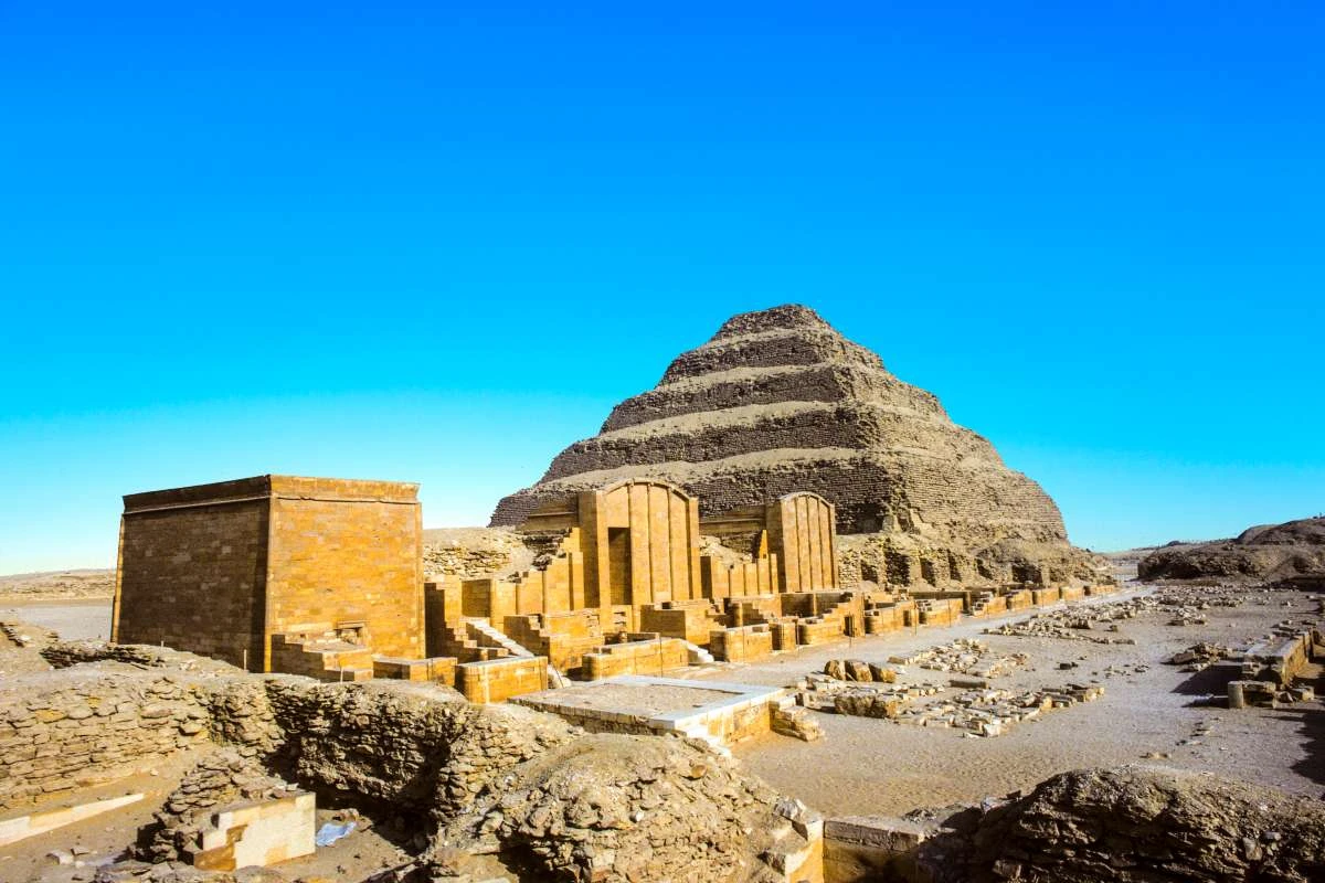 Memphis, Saqqara & Dahshur Trip from Cairo Airport