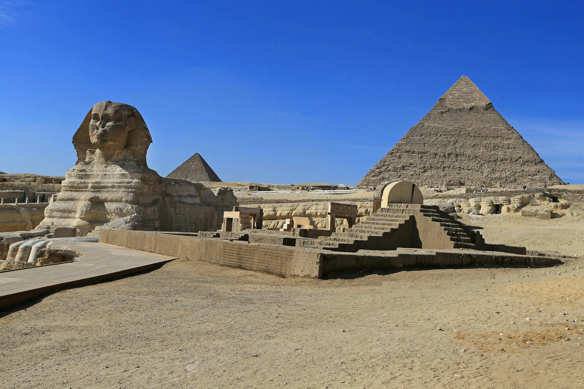 Exploring the Giza Complex: History, Architecture, and Lasting Legacy