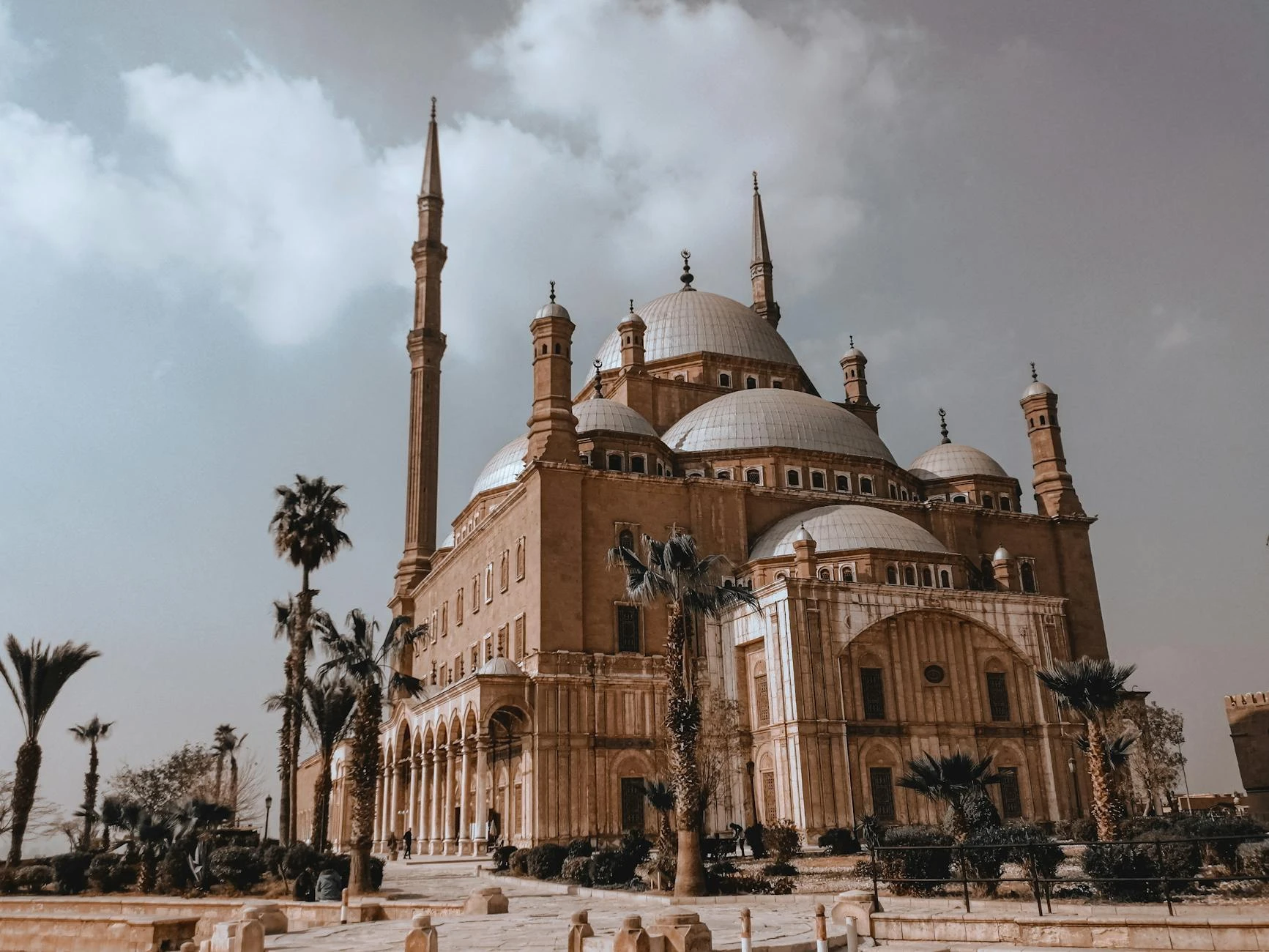 Exploring the Mosque of Muhammad Ali: History, Architecture, and Cultural Impact in Cairo